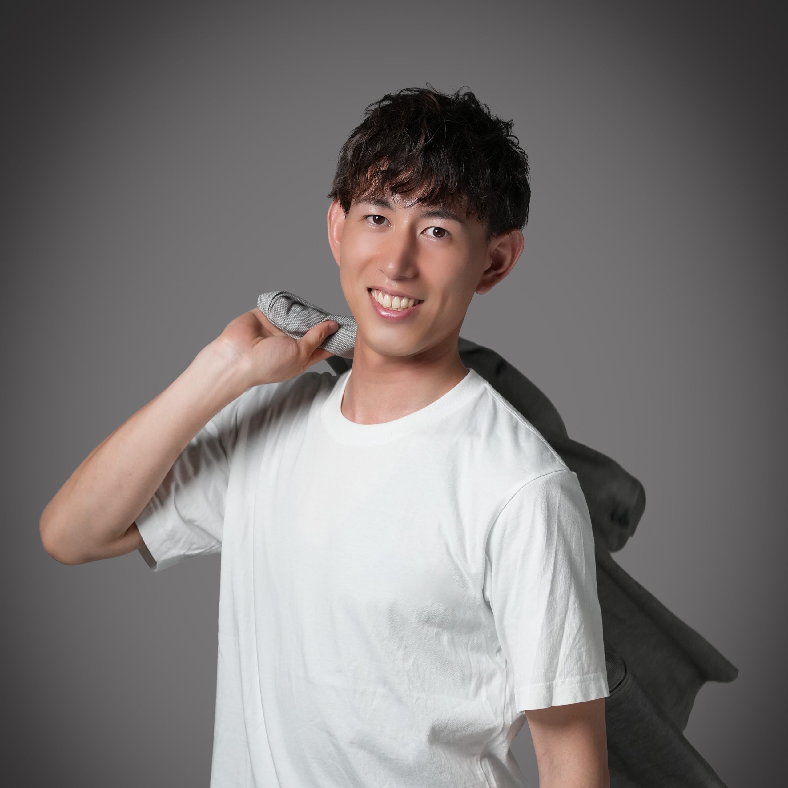 岩田 悠